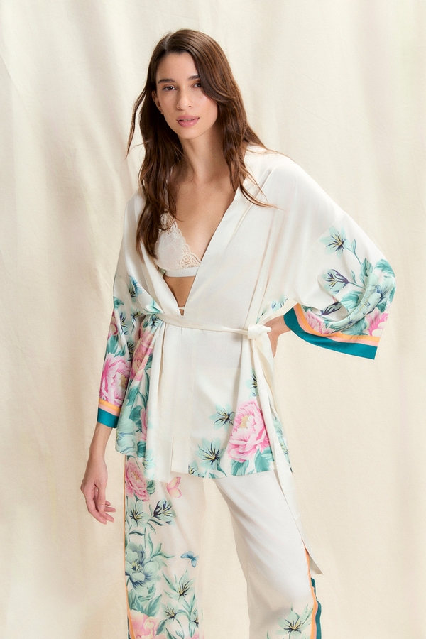 kimono yvette