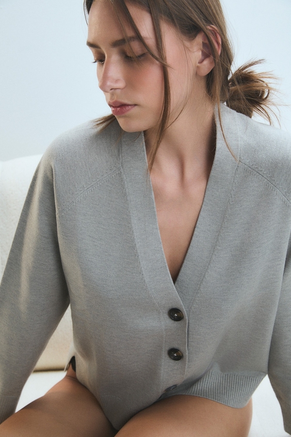 cardigan fidelity