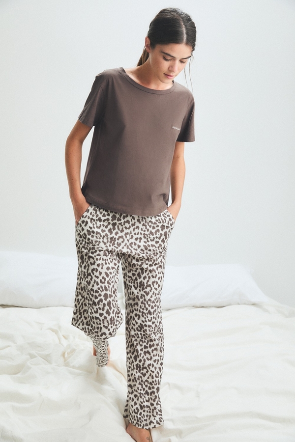 pijama vivacious