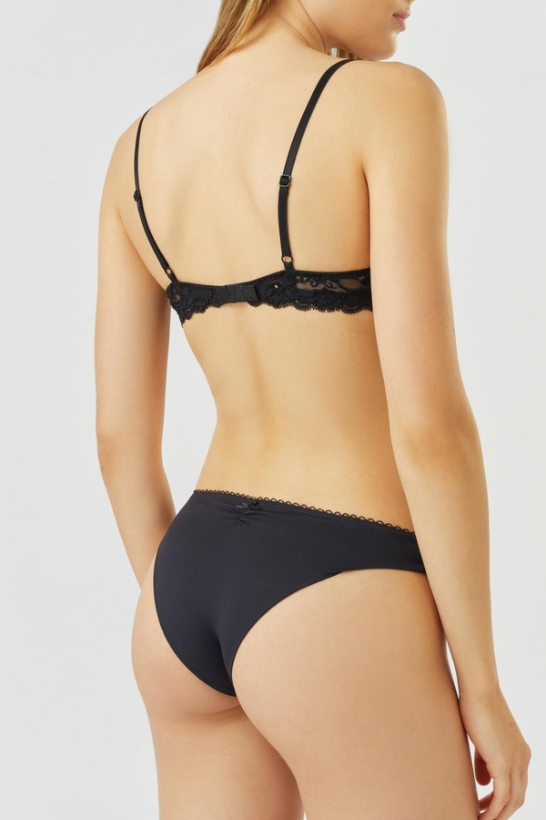 vedetina clásica glam lace