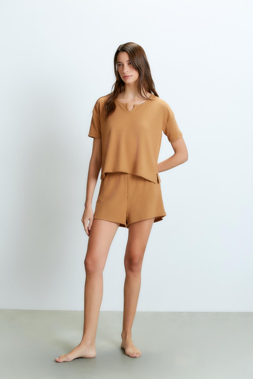 pijama almendra Caro Cuore
