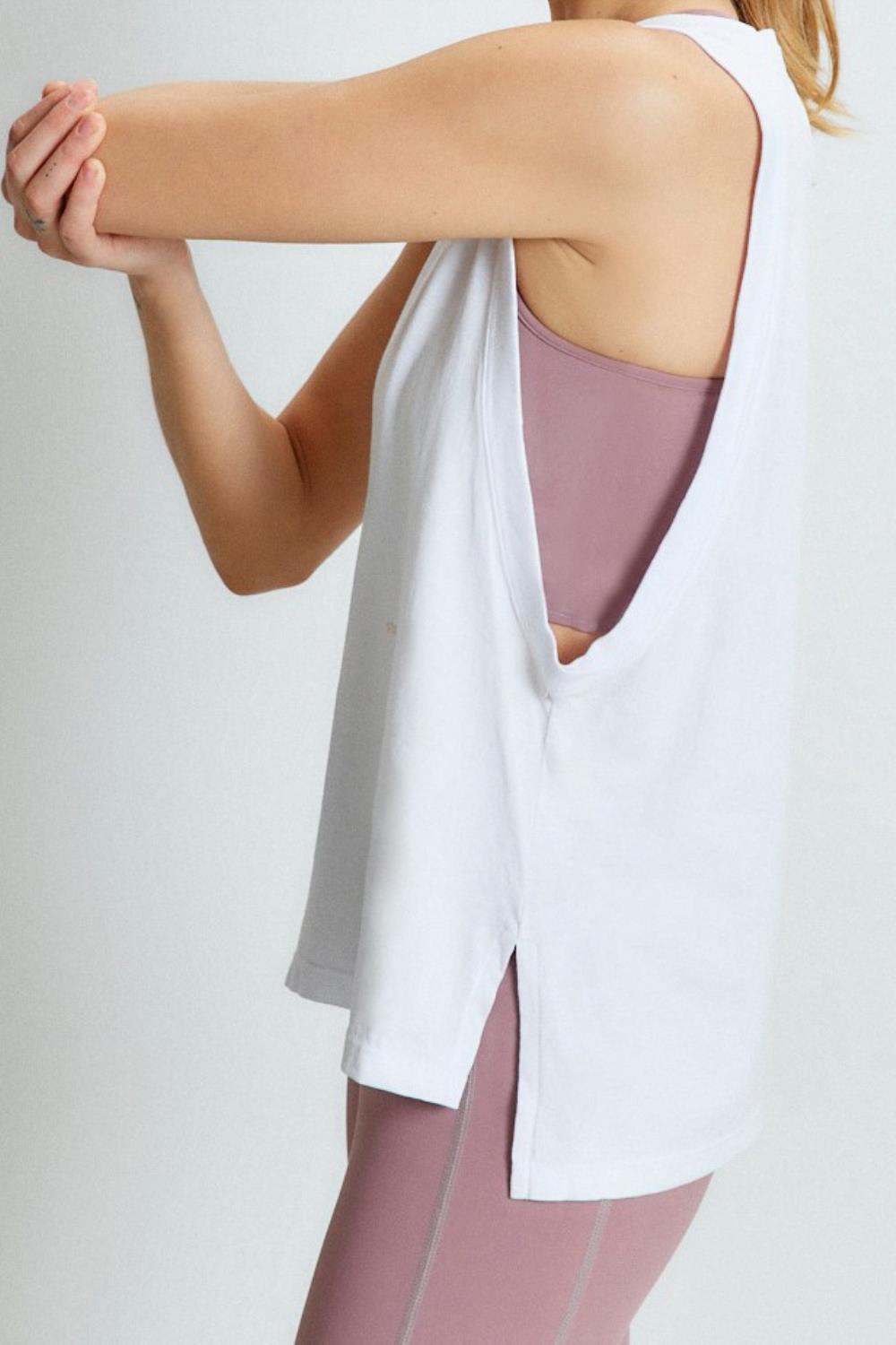 musculosa julie
