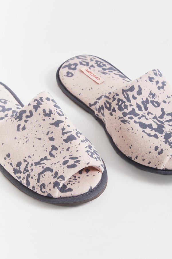 pantufla cata