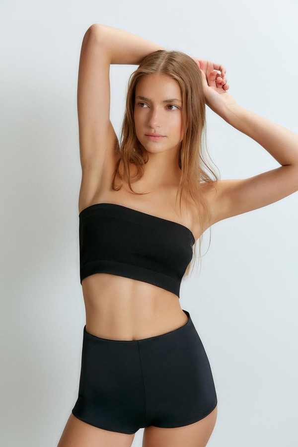 strapless gigi