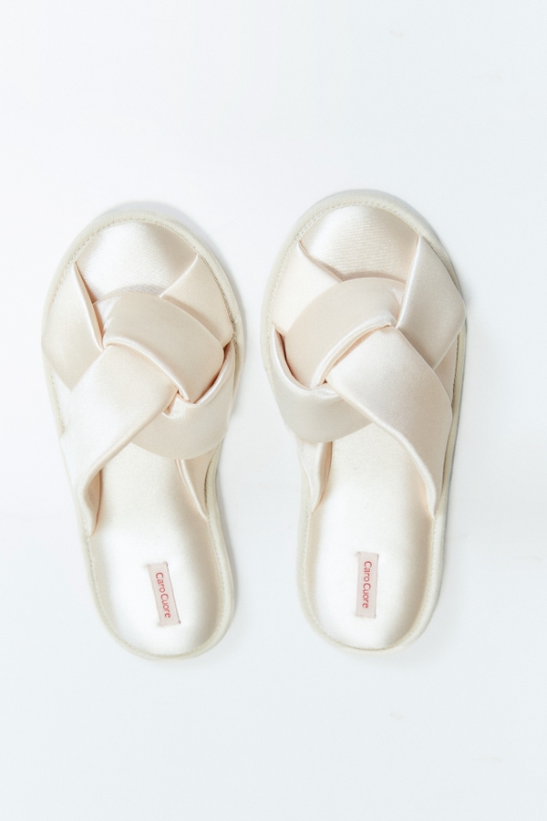 pantufla satin